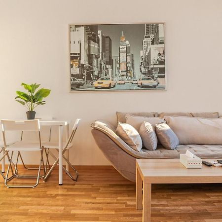 Joyful 2Br Apt. @ Millenium Tower And The Danube Wien Exteriör bild
