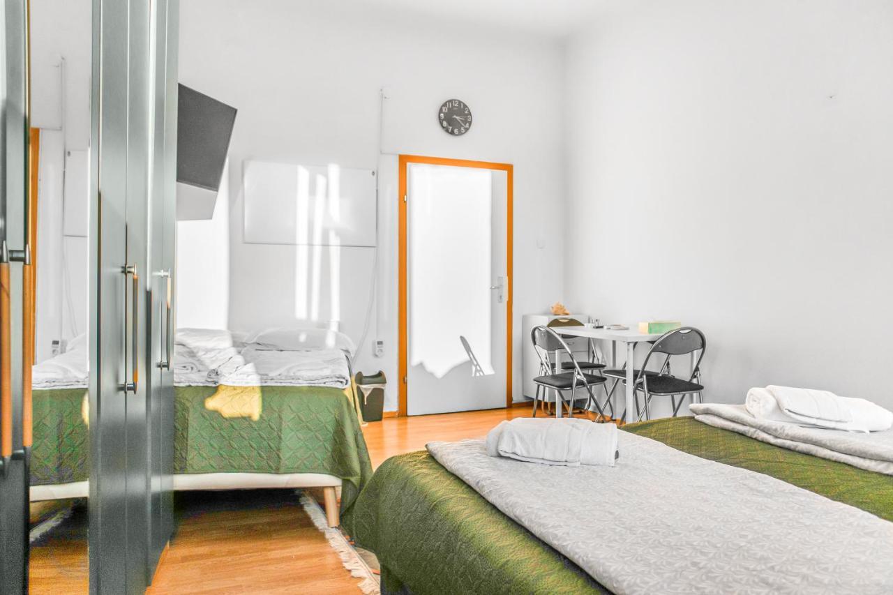 Joyful 2Br Apt. @ Millenium Tower And The Danube Wien Exteriör bild
